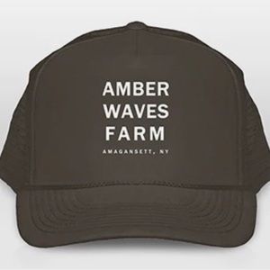 NWOT Amber Waves RHONY Trucker Hat